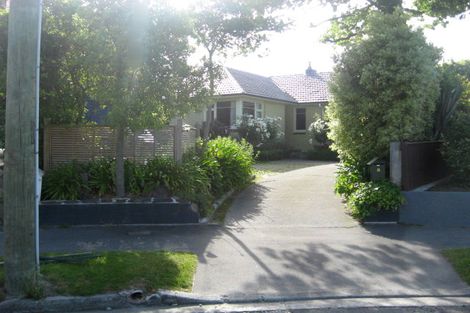 Photo of property in 10 Gilbert Place, Sydenham, Christchurch, 8023