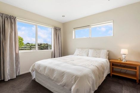 Photo of property in 6 Johnson Place, Stillwater, Silverdale, 0993