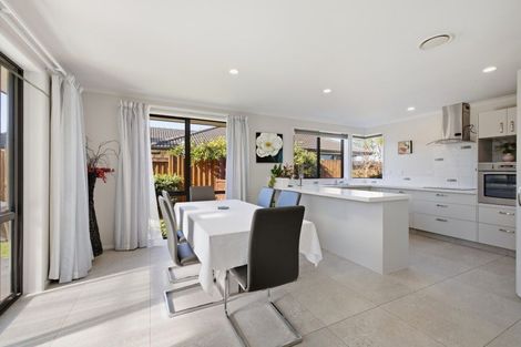 Photo of property in 723 Gloucester Road, Papamoa Beach, Papamoa, 3118