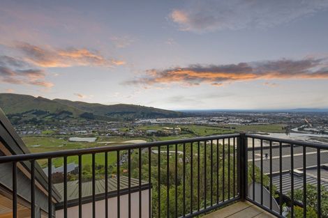 Photo of property in 17 Brigid Place, Mount Pleasant, Christchurch, 8081