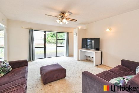Photo of property in 43 West Street, Pukekohe, 2120