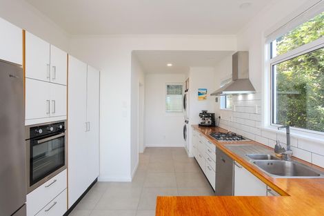 Photo of property in 11 Stansell Avenue, Tahunanui, Nelson, 7011