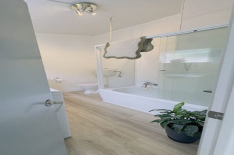 Photo of property in 1/72 Derwent Street, Island Bay, Wellington, 6023