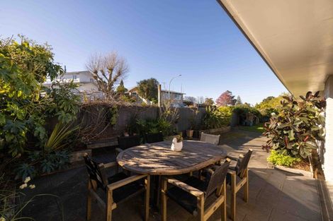 Photo of property in 16 Sunny Bay Road, Matua, Tauranga, 3110