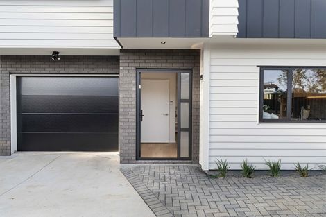 Photo of property in 71c Matipo Road, Te Atatu Peninsula, Auckland, 0610