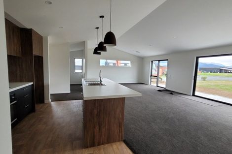 Photo of property in 24 Hidden Lakes Avenue, Te Anau, 9600