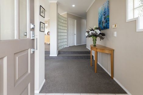 Photo of property in 2/16 Woodgers Way, Somerville, Auckland, 2014