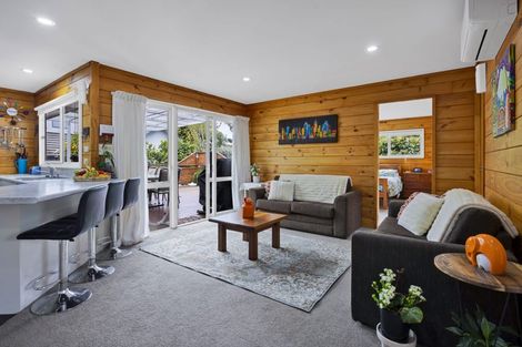 Photo of property in 12 Frank Frethey Place, Highlands Park, New Plymouth, 4312