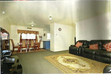 Photo of property in 13 Catalina Drive, Melville, Hamilton, 3206