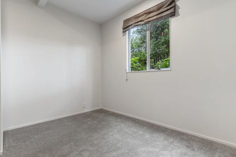 Photo of property in 37 Roberton Road, Avondale, Auckland, 1026