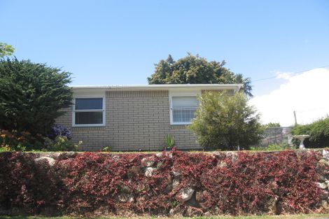Photo of property in 22 Lee Street, Te Puke, 3119