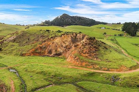 Photo of property in 533 Pataua South Road, Pataua South, Onerahi, 0192