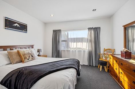 Photo of property in 22 Mercade Close, Stratford, 4332