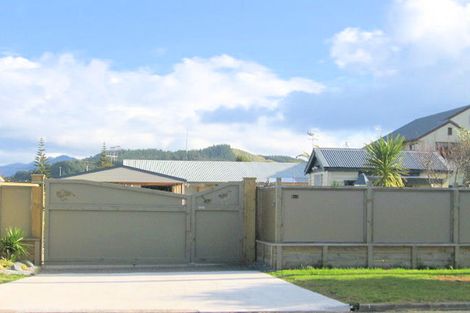 Photo of property in 211 Hetherington Road, Whangamata, 3620