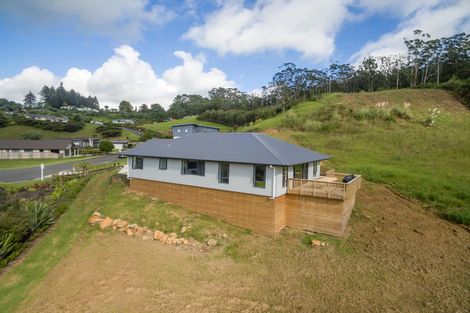 Photo of property in 37 Alderton Drive, Kerikeri, 0230