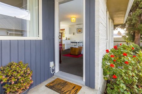 Photo of property in 4/12 Wilford Street, Wallaceville, Upper Hutt, 5018