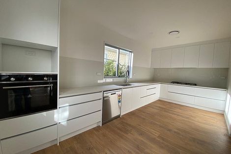 Photo of property in 41e Nelson Street, Howick, Auckland, 2014