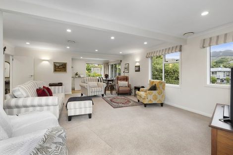 Photo of property in 13 Kowhai Street, Tawa, Wellington, 5028