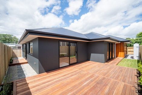 Photo of property in 8 Roberts Line, Kelvin Grove, Palmerston North, 4414