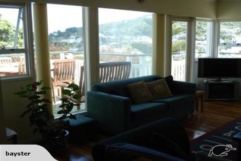 Photo of property in 28 Melbourne Road, Island Bay, Wellington, 6023