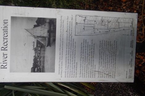 Photo of property in 32 Harbour Street, Foxton, 4814