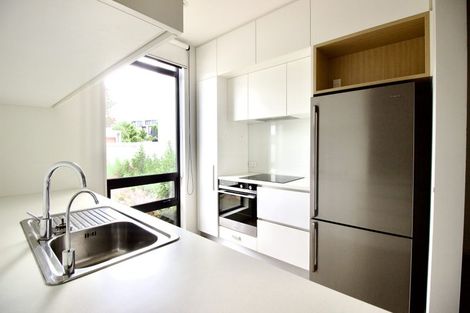 Photo of property in 19 Isitt Road, Hobsonville, Auckland, 0616