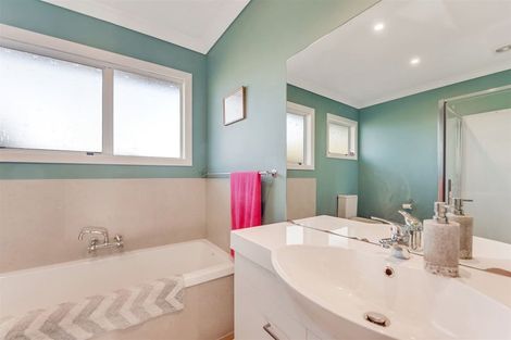 Photo of property in 148 Lord Rutherford Road South, Brightwater, 7022