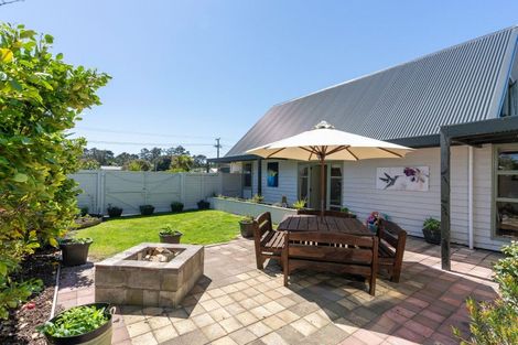 Photo of property in 41 Koputara Road, Himatangi Beach, Foxton, 4891