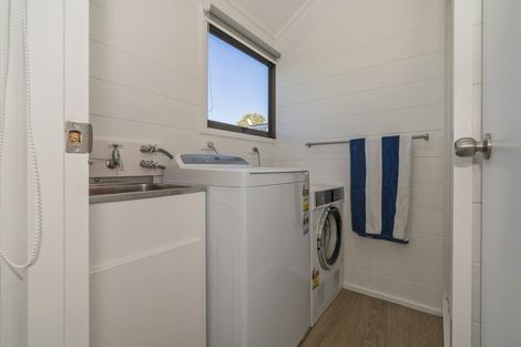 Photo of property in 1 Mccormick Place, Pauanui, Hikuai, 3579