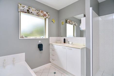 Photo of property in 44 Panckhurst Drive, Woodend, 7610