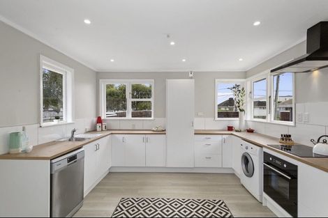 Photo of property in 13 Byron Street, Trentham, Upper Hutt, 5018