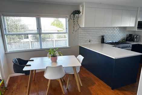 Photo of property in 57 Fairclough Road, Beach Haven, Auckland, 0626