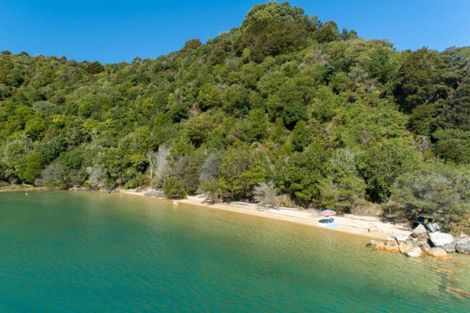 Photo of property in 26 Lady Barkly Grove, Kaiteriteri, Motueka, 7197