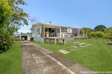 Photo of property in 37 Roretana Drive, Athenree, Waihi Beach, 3177