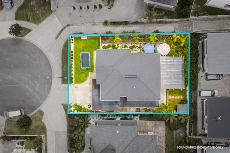 Photo of property in 21 Tawa Place, Orewa, 0931