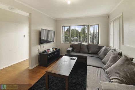 Photo of property in 10 Rollerson Street, Papakura, 2110