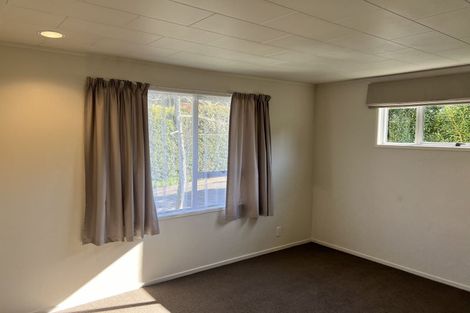 Photo of property in 18 Regency Place, Sunnynook, Auckland, 0632