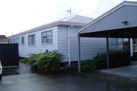 Photo of property in 1/10 Miriam Corban Heights, Henderson, Auckland, 0612