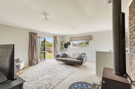 Photo of property in 9 Tawake Place, Waitara, 4320