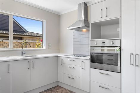 Photo of property in 3 Reeves Road, Rangiora, 7400