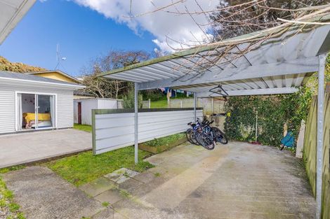 Photo of property in 24 Manapouri Place, Glenview, Hamilton, 3206
