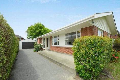 Photo of property in 12 Longmuir Street, Ilam, Christchurch, 8041