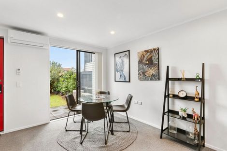 Photo of property in 83 Battalion Drive, Papakura, 2110