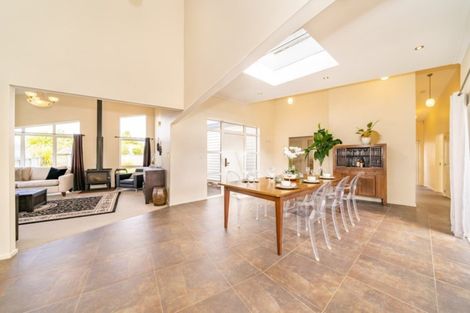 Photo of property in 16 James Nairn Grove, Riverstone Terraces, Upper Hutt, 5018