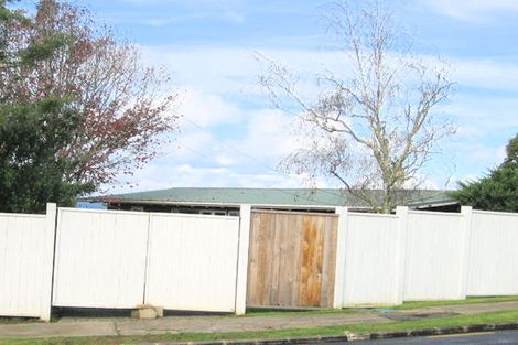 Photo of property in 66a Bradbury Road, Botany Downs, Auckland, 2010