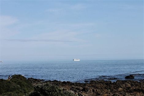 Photo of property in 442 The Esplanade, Island Bay, Wellington, 6023