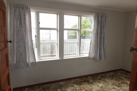 Photo of property in 327 Riccarton Road, Upper Riccarton, Christchurch, 8041