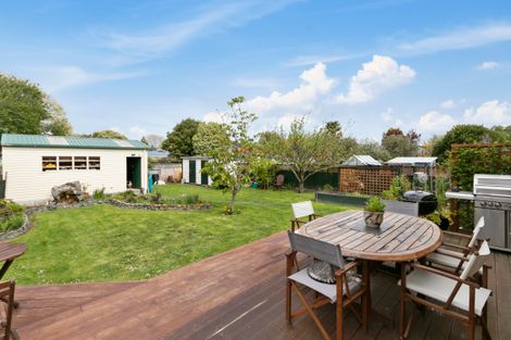 Photo of property in 22 Burnside Street, Waterloo, Lower Hutt, 5011