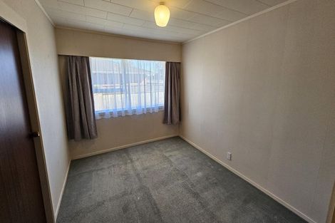 Photo of property in 14 Truby King Street, Merrilands, New Plymouth, 4312