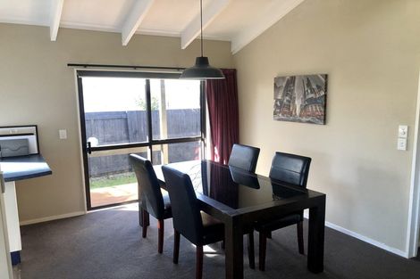 Photo of property in 5 Raleigh Avenue, Fairview Downs, Hamilton, 3214